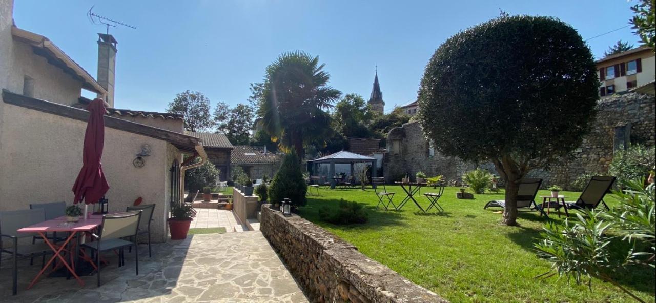Le Charles IX Lägenhet Roussillon  Exteriör bild
