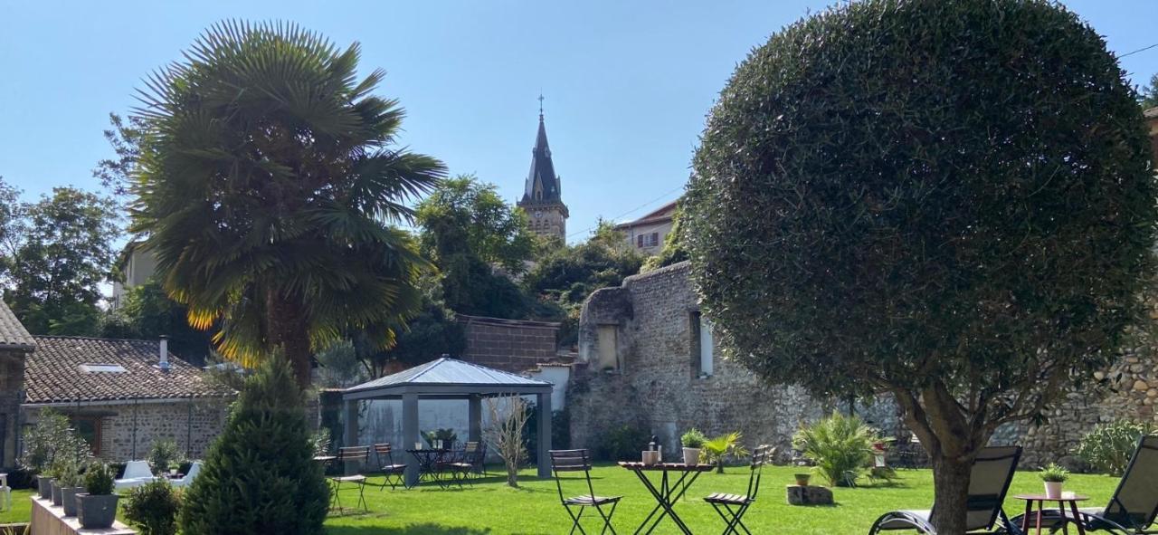 Le Charles IX Lägenhet Roussillon  Exteriör bild